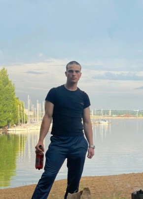 Стас из Екатеринбурга 24 года