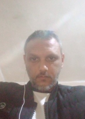 Yasser, 37, People’s Democratic Republic of Algeria, Skikda