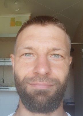 Максим, 43, Россия, Астрахань