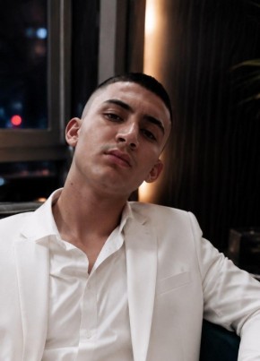 Mahdi из Dallas 19 лет