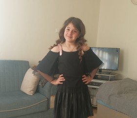 Nida, 18, Eskisehir