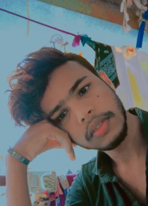 Raza bro, 22, India, Madhubani