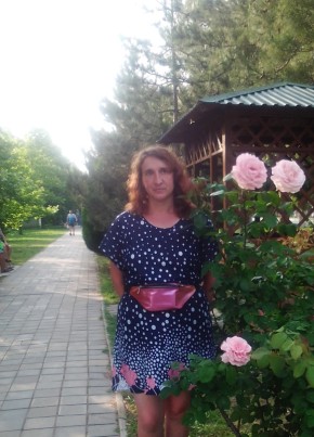 Вера, 44, Россия, Раевская