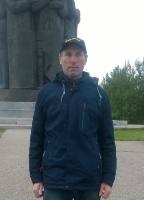Артем Овсянников, 40, Россия, Псков