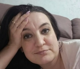 Elmira Umarova, 37, Menzelinsk