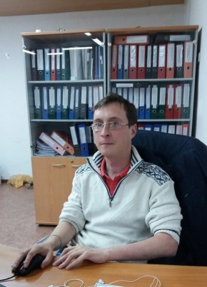 Александр, 35, Россия, Радужный (Югра)