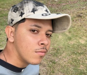 Luan, 21, Santarem