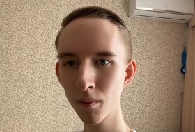 Danya, 20 - Just Me