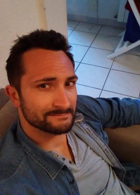 Thierry, 34, République Française, Alès