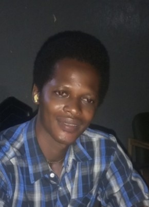 Emmanuel Dominic, 34, Sierra Leone, Freetown