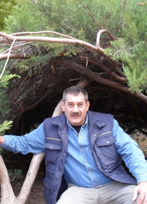 Леонид Паксютов, 64, Република България, Силистра