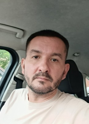 Андрей из Тюмени 41 год
