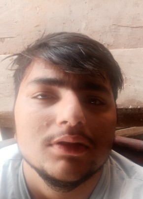 Kri, 18, India, Tanakpur