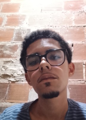 Eduardo из Aracaju 23 года