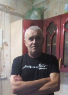 Андрей, 55, Россия, Нея