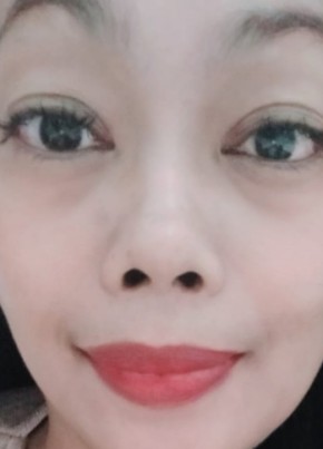 Nita из Kota Surabaya 39 лет