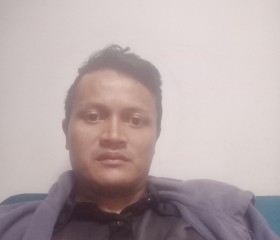 Dina J, 36, Antananarivo