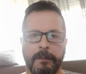 Θάνος, 50, Ioannina