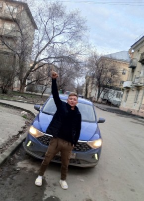 юрий из Ульяновска 24 года
