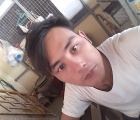 koko, 21, Pakokku