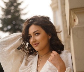Dina, 30, Kazan
