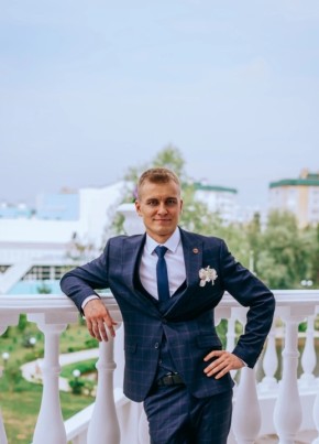 Денис из Ульяновска 25 лет