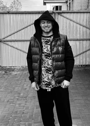 Artem из Москвы 23 года