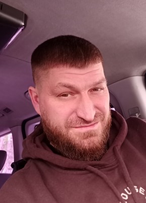 Павел, 40, Россия, Нижневартовск
