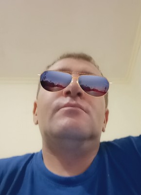 Руслан из Махачкалы 40 лет