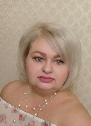 Алена из Саратова 52 года