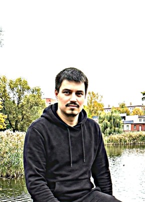 Максим из Казани 39 лет