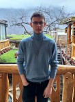 Денис, 18 лет, Москва