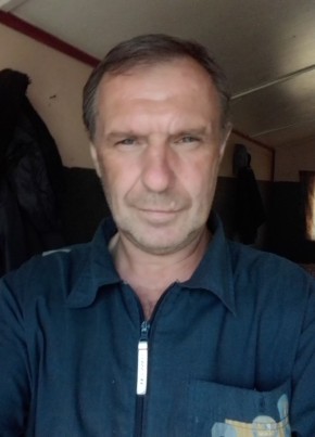 Андрей, 52, Россия, Винзили