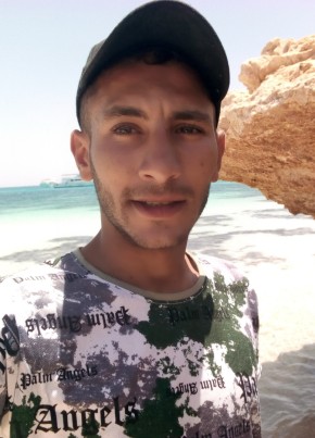 Osama, 24, Egypt, Cairo