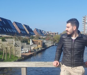Mohamad, 24, Den Helder