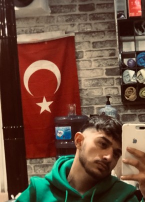 Mert, 20, Türkiye Cumhuriyeti, İstanbul