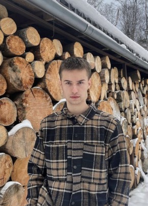 Максим, 20, Россия, Грязи