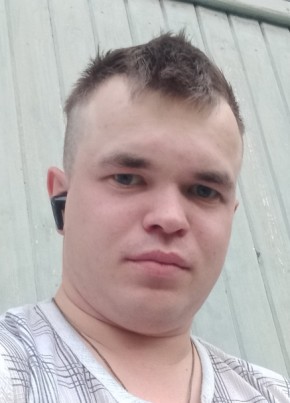 Кирилл из Кичменгского Городока 23 года