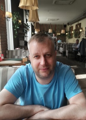 Максим, 41, Россия, Вологда