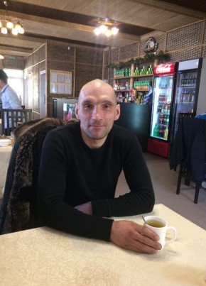 Максим, 47, Россия, Саяногорск
