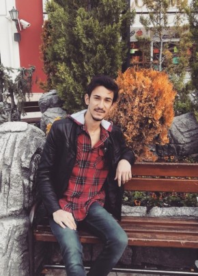 Burhan, 24, Türkiye Cumhuriyeti, Afyonkarahisar