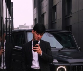 Krasafchik, 22, Tursunzoda