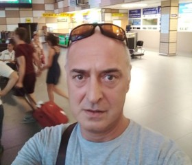 Valeriy, 46, Yalta