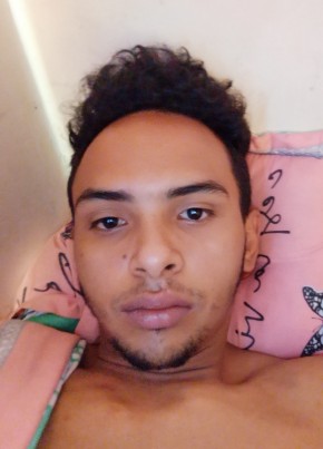 José из Santiago de Cali 23 года