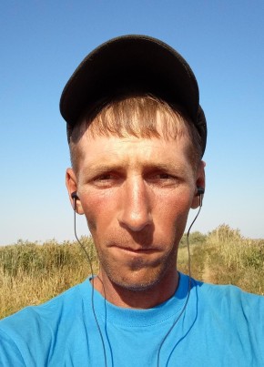 Юрий, 37, Россия, Ахтубинск