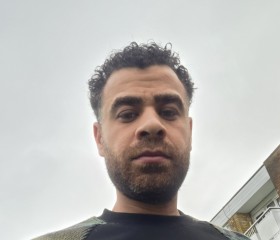 Mahmoud, 36, London