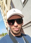 Kuba, 34, Prague