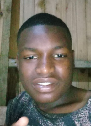 Goodluck из Dar es Salaam 18 лет