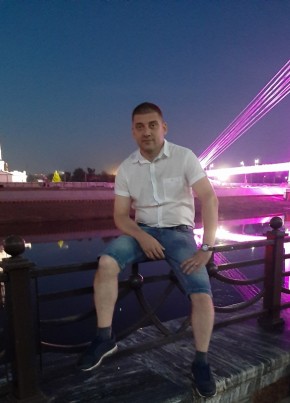 Александр из Тюмени 42 года