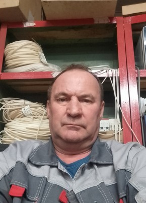 Александр, 60, Россия, Волчанск